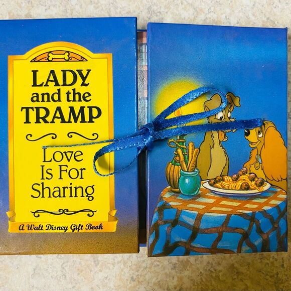 Disney's Lady and the Tramp Pop Up Book, Love Is for Sharing, Rare, 1995 *FLAW - Picture 3 of 7